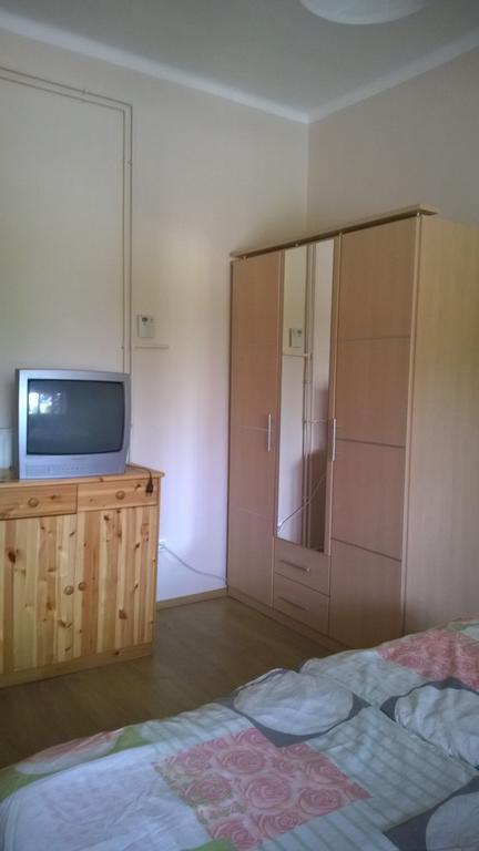 Eva Vendeghaz Villa Balatonlelle Luaran gambar